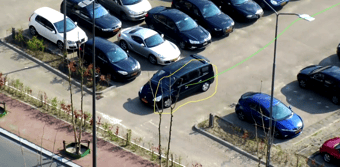 Car with video analytics tracking-2