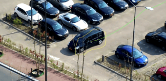 Car with video analytics tracking-2